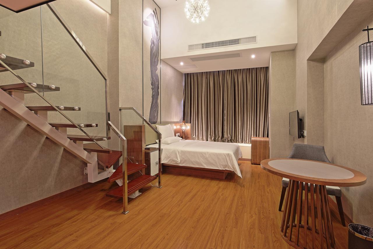 Days Inn South Guangzhou Raiway Station Εξωτερικό φωτογραφία