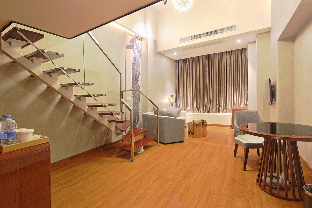 Days Inn South Guangzhou Raiway Station Εξωτερικό φωτογραφία