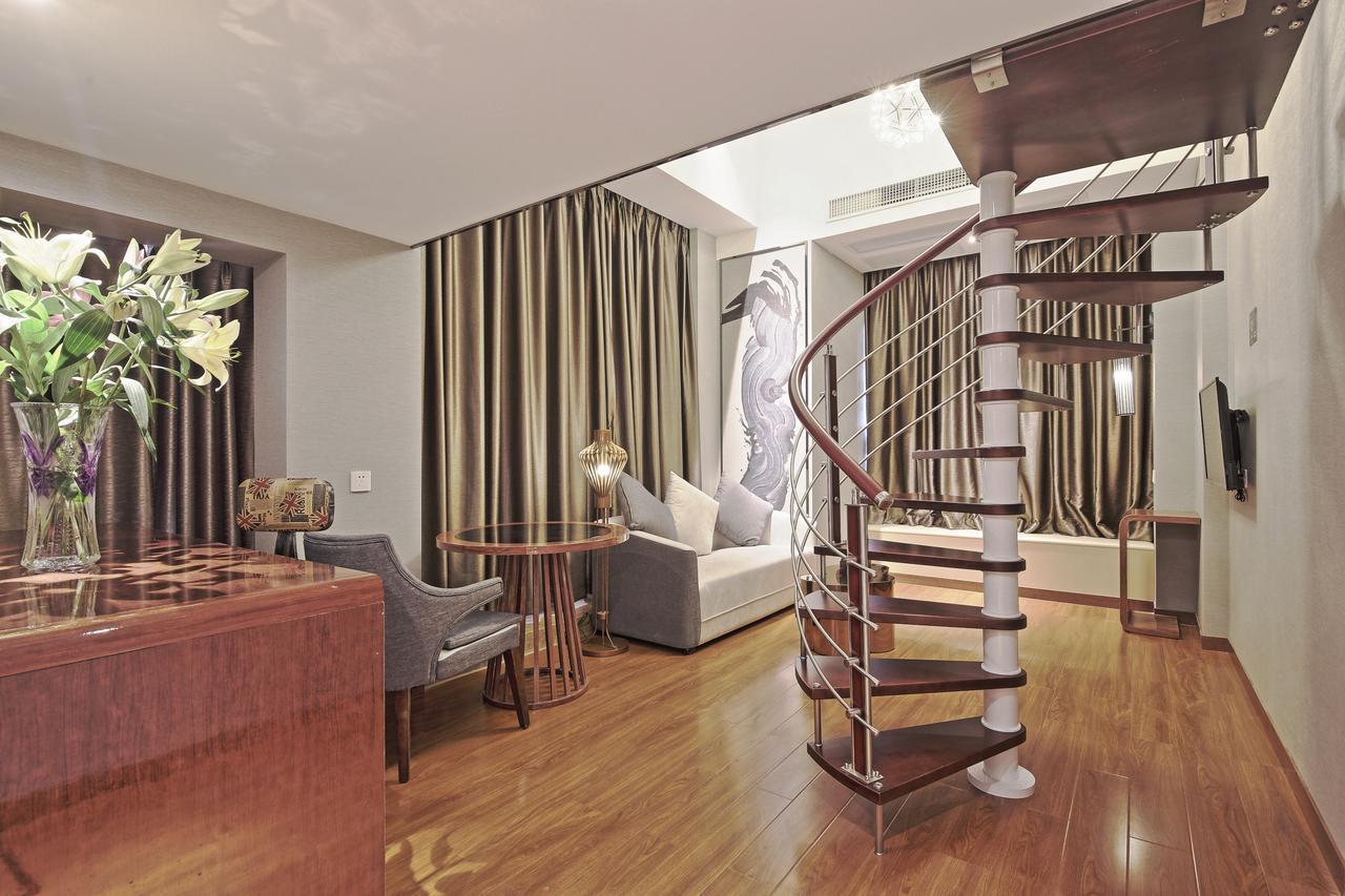 Days Inn South Guangzhou Raiway Station Εξωτερικό φωτογραφία